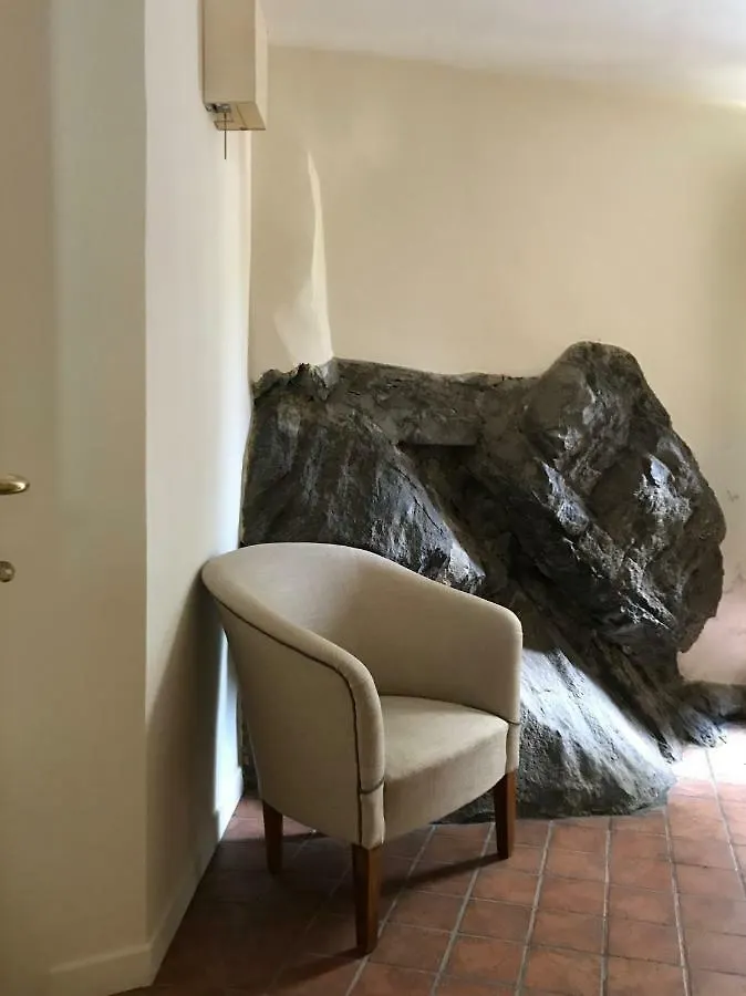 Apartment The Rock Brienno